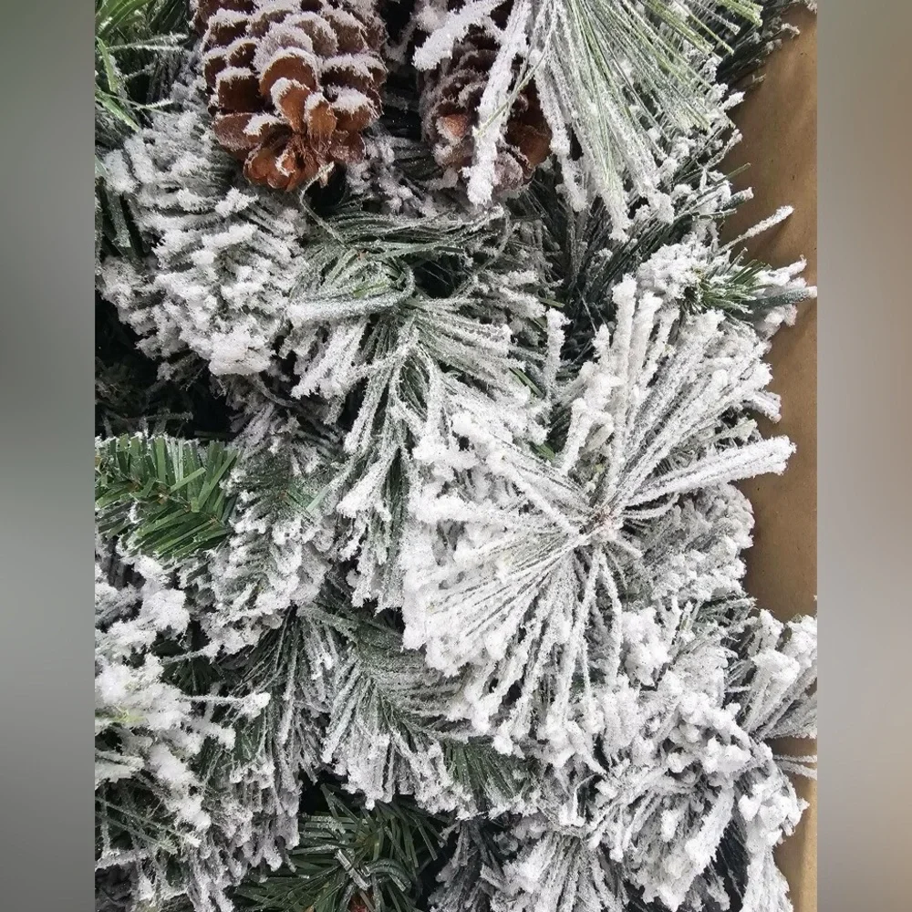 Pre-Lit Snow Flocked Glitter Garland 9ft Christmas Decor New
